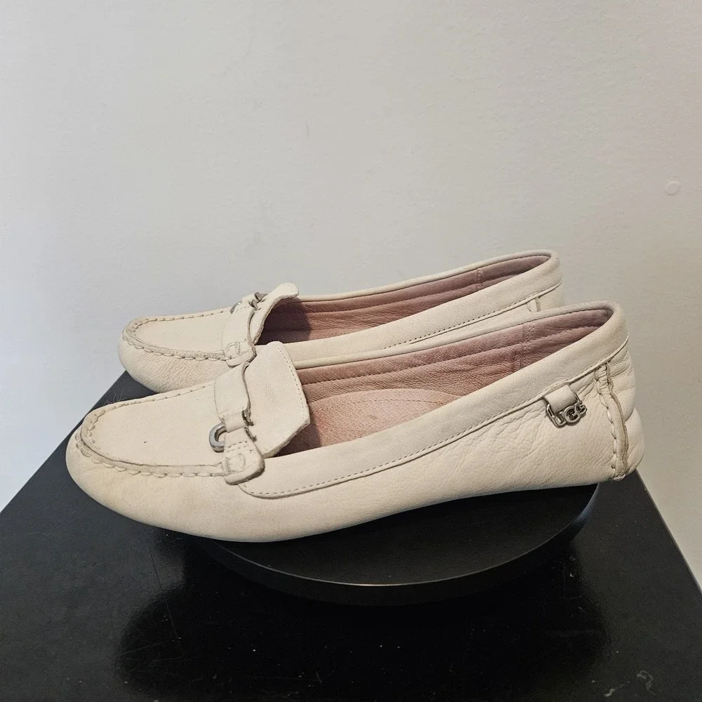 UGG WOMEN'S CALLEN LOAFERS FLATS IN JASMINE SOFT WHITE LEATHER SIZE 8